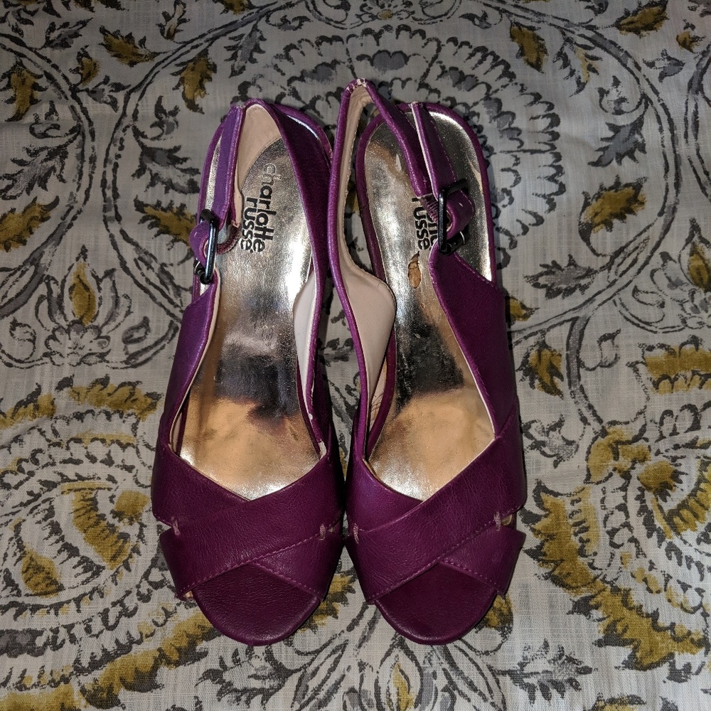 Peep toe heel sandals